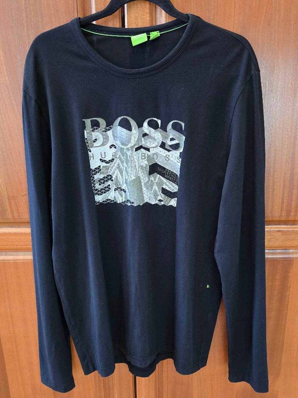 HUGO BOSS long sleeve T shirt XL